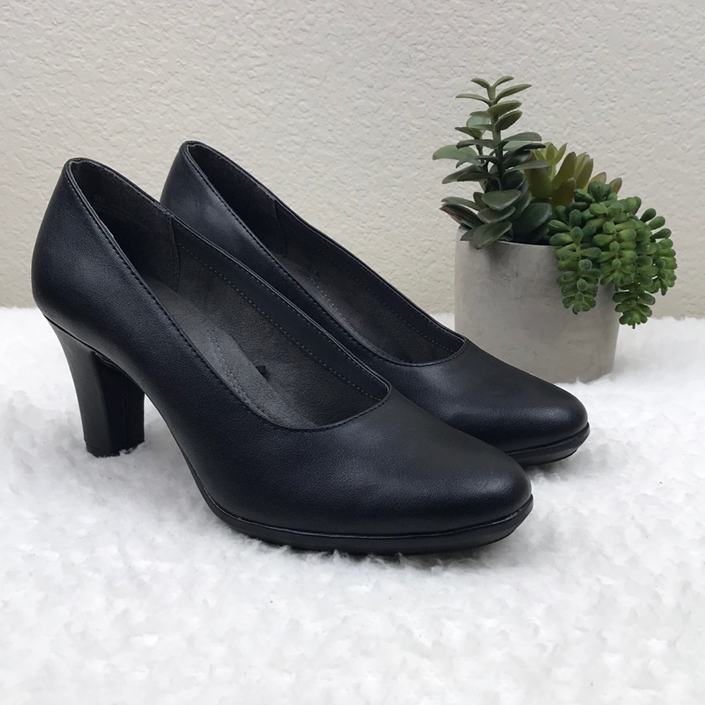 Aerosoles “ Suprise” Blk heels 👠 9M